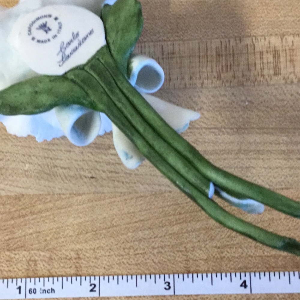 Beautiful Ceramic Flowers Art - Picture 12 of 12